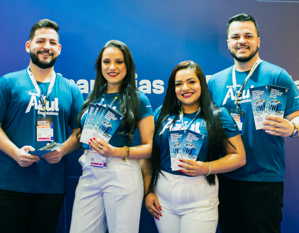 franquia-financeira-azul-emprestimo-recorde-2025